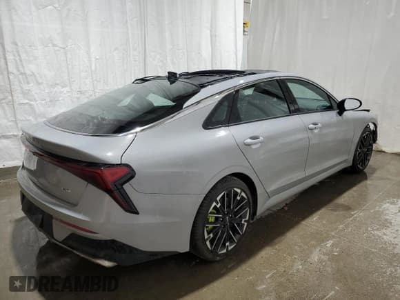 ✅ 2025 Kia K5 GT • VIN: KNAG44J82S5349419 • Lot: 66704465. Wystawiony na Copart z przebiegiem 7 381 mil. Bezpłatny archiwum sprzedaży aukcyjnych z USA i szczegółowy raport historii pojazdu na DreamBid. Zdjęcie 3.