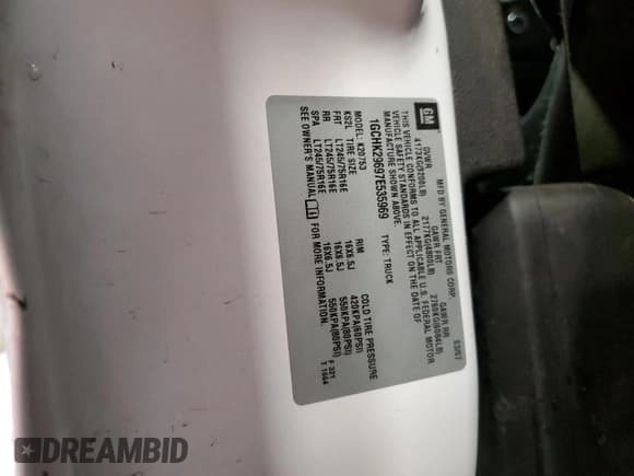 ✅ 2007 Chevrolet Silverado 2500HD 2LT • VIN: 1GCHK29697E535969 • Lot: 70723923. Wystawiony na Copart z przebiegiem 141 449 mil. Bezpłatny archiwum sprzedaży aukcyjnych z USA i szczegółowy raport historii pojazdu na DreamBid. Zdjęcie 12.