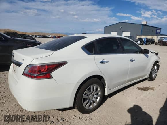 2015 Nissan Altima S с VIN 1N4AL3AP9FC274514, выставлен на аукционе Copart как лот 80617355 с пробегом 141 611 миль миль и Списание • Salvage title. История ставок и продаж доступна на DreamBid. Изображение 3.