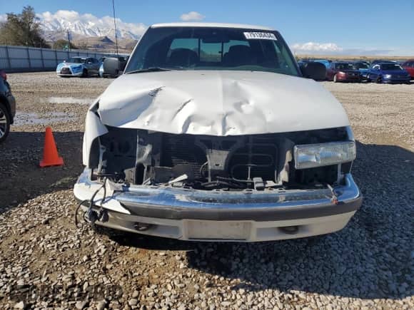 2002 Chevrolet S-10 LS с VIN 1GCDT13W62K142343, выставлен на аукционе Copart как лот 79136434 с пробегом 197 435 миль миль и Списание • Salvage title. История ставок и продаж доступна на DreamBid. Изображение 5.