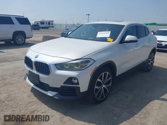 ✅ 2018 BMW X2 sDrive28i • VIN: WBXYJ3C39JEJ82408 • Lot: 41919498. Listed on IAAI with 121,403 mi. Free auction sales archive from the USA and detailed vehicle history report at DreamBid. Image 17.
