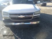 ✅ 2007 Chevrolet Silverado 2500HD Work Truck • VIN: 1GBHC24U57E109185 • Lot: 41641004. Wystawiony na IAAI z przebiegiem 431 260 mil. Bezpłatny archiwum sprzedaży aukcyjnych z USA i szczegółowy raport historii pojazdu na DreamBid. Zdjęcie 6.