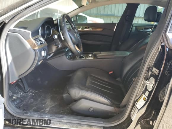 ✅ 2015 Mercedes-Benz CLS 400 • VIN: WDDLJ6FB1FA146017 • Lot: 56122575. Listed on Copart with 132,265 mi. Free auction sales archive from the USA and detailed vehicle history report at DreamBid. Image 7.