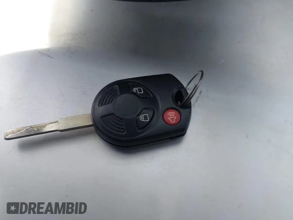 ✅ 2017 Ford Escape SE • VIN: 1FMCU0GD9HUD20265 • Lot: 41389092. Wystawiony na IAAI z przebiegiem 66 778 mil. Bezpłatny archiwum sprzedaży aukcyjnych z USA i szczegółowy raport historii pojazdu na DreamBid. Zdjęcie 11.