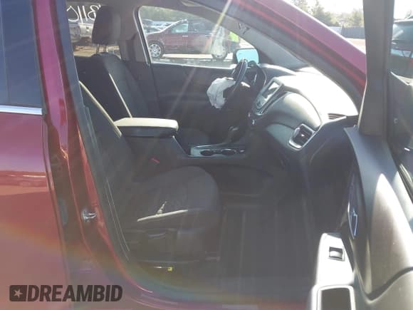 ✅ 2019 Chevrolet Equinox LT • VIN: 3GNAXUEV3KS566622 • Лот: 43110372. Опубликован ранее на IAAI с пробегом 82 187 миль. Бесплатный доступ к архиву аукционных продаж из США и подробный отчёт об истории автомобиля на DreamBid. Изображение 5.