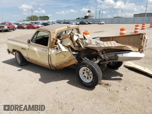 ✅ 1987 Dodge Trucks • VIN: 1B7HD14TXHS334781 • Lot: 69347244. Listed on Copart with 69,244 mi. Free auction sales archive from the USA and detailed vehicle history report at DreamBid. Image 2.