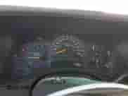 ✅ 2004 Chevrolet Silverado 1500 LS • VIN: 2GCEC13T841325739 • Лот: 62288135. Опубликован ранее на Copart с пробегом 260 166 миль. Бесплатный доступ к архиву аукционных продаж из США и подробный отчёт об истории автомобиля на DreamBid. Изображение 9.