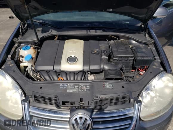 ✅ 2006 Volkswagen Jetta 2.5L • VIN: 3VWRF71KX6M711867 • Лот: 84930485. Опубликован ранее на Copart с пробегом 121 950 миль. Бесплатный доступ к архиву аукционных продаж из США и подробный отчёт об истории автомобиля на DreamBid. Изображение 11.