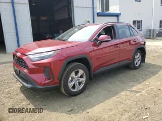 ✅ 2025 Toyota RAV4 XLE • VIN: 2T3P1RFVXSW510390 • Lot: 67683605. Wystawiony na Copart z przebiegiem 10 320 mil. Bezpłatny archiwum sprzedaży aukcyjnych z USA i szczegółowy raport historii pojazdu na DreamBid. Zdjęcie 1.
