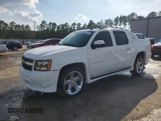 ✅ 2008 Chevrolet Avalanche 1LT • VIN: 3GNEC12J78G281396 • Лот: 67716554. Опубликован ранее на Copart с пробегом 71 635 миль. Бесплатный доступ к архиву аукционных продаж из США и подробный отчёт об истории автомобиля на DreamBid. Изображение 1.
