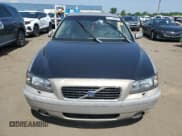 ✅ 2004 Volvo S60 • VIN: YV1RH59H542317976 • Лот: 65174294. Опубликован ранее на Copart с пробегом Не указан. Бесплатный доступ к архиву аукционных продаж из США и подробный отчёт об истории автомобиля на DreamBid. Изображение 5.