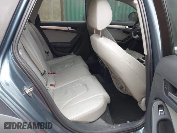 ✅ 2015 Audi allroad A4 Premium Plus • VIN: WA1UFAFL1FA052631 • Лот: 42027600. Опубликован ранее на IAAI с пробегом 101 901 миль. Бесплатный доступ к архиву аукционных продаж из США и подробный отчёт об истории автомобиля на DreamBid. Изображение 8.