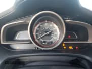 ✅ 2014 Mazda 3 i SV • VIN: JM1BM1T7XE1134835 • Lot: 71231235. Listed on Copart with 130,025 mi. Free auction sales archive from the USA and detailed vehicle history report at DreamBid. Image 9.