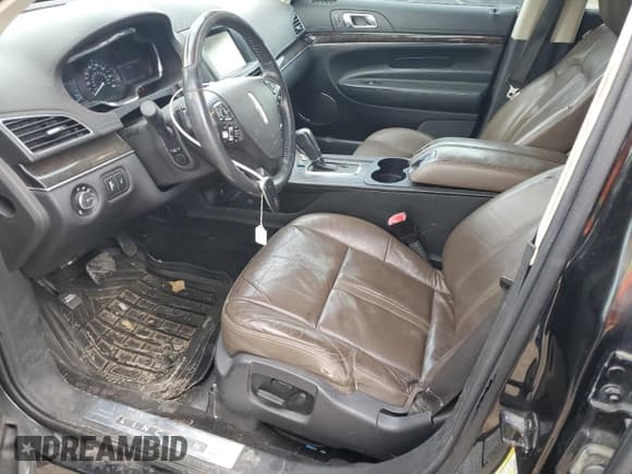 ✅ 2014 Lincoln MKT • VIN: 2LMHJ5FKXEBL53440 • Лот: 49063455. Опубликован ранее на Copart с пробегом 207 928 миль. Бесплатный доступ к архиву аукционных продаж из США и подробный отчёт об истории автомобиля на DreamBid. Изображение 7.