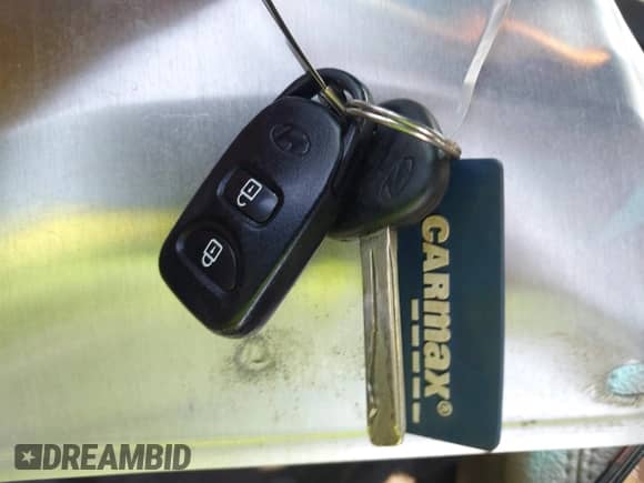 2013 Hyundai Tucson GLS z VIN KM8JU3AC9DU561035, wystawiony jako IAAI lot #43040764 z przebiegiem 145 743 mil mil oraz . Historia ofert i sprzedaży dostępna na DreamBid. Obrazek 11.