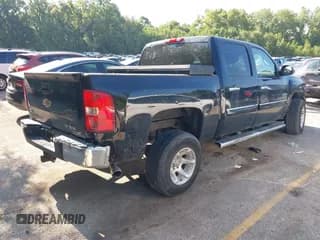 ✅ 2011 Chevrolet Silverado 1500 LT • VIN: 3GCPCSE05BG401455 • Lot: 42694937. Listed on IAAI with 235,002 mi. Free auction sales archive from the USA and detailed vehicle history report at DreamBid. Image 4.