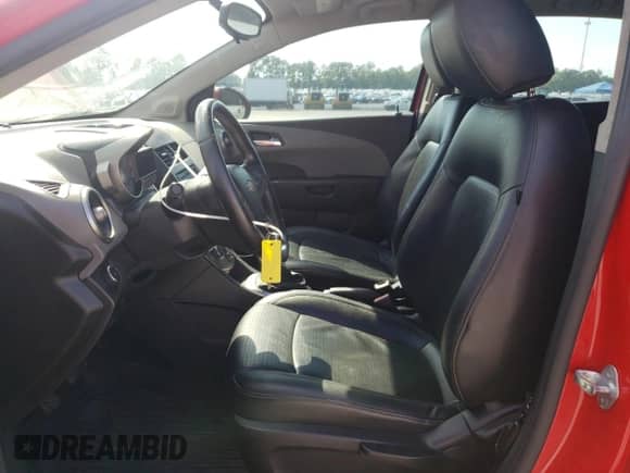 ✅ 2014 Chevrolet Sonic LTZ • VIN: 1G1JF6SB0E4174938 • Лот: 65576625. Размещён на Copart с пробегом 109 654 миль миль. Получите бесплатный доступ к архиву аукционных продаж из США и посмотрите подробный отчёт об истории автомобиля на DreamBid. Изображение 7.