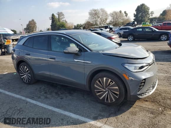 ✅ 2023 Volkswagen ID.4 Pro S Plus • VIN: 1V2HMPE87PC058337 • Lot: 42829765. Wystawiony na Copart z przebiegiem 11 783 mil. Bezpłatny archiwum sprzedaży aukcyjnych z USA i szczegółowy raport historii pojazdu na DreamBid. Zdjęcie 4.