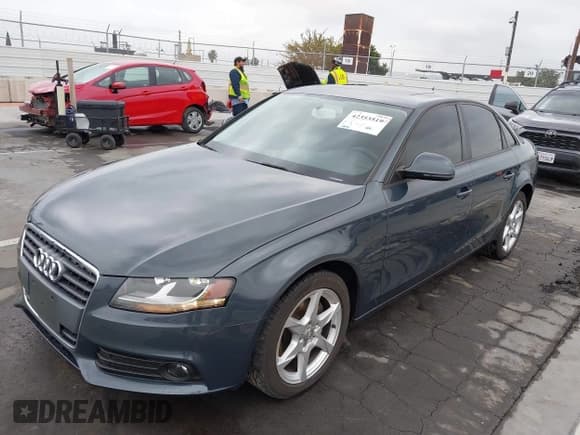 ✅ 2009 Audi A4 Premium • VIN: WAUJF78K49N050995 • Lot: 42353519. Wystawiony na IAAI z przebiegiem 49 096 mil. Bezpłatny archiwum sprzedaży aukcyjnych z USA i szczegółowy raport historii pojazdu na DreamBid. Zdjęcie 2.