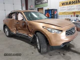 ✅ 2010 Infiniti FX • VIN: JN8AS1MW2AM856529 • Lot: 43297277. Wystawiony na IAAI z przebiegiem Nie podano. Bezpłatny archiwum sprzedaży aukcyjnych z USA i szczegółowy raport historii pojazdu na DreamBid. Zdjęcie 1.