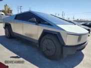 ✅ 2024 Tesla Cybertruck • VIN: 7G2CEHED2RA004553 • Лот: 69480455. Опубликован ранее на Copart с пробегом 30 315 миль. Бесплатный доступ к архиву аукционных продаж из США и подробный отчёт об истории автомобиля на DreamBid. Изображение 4.