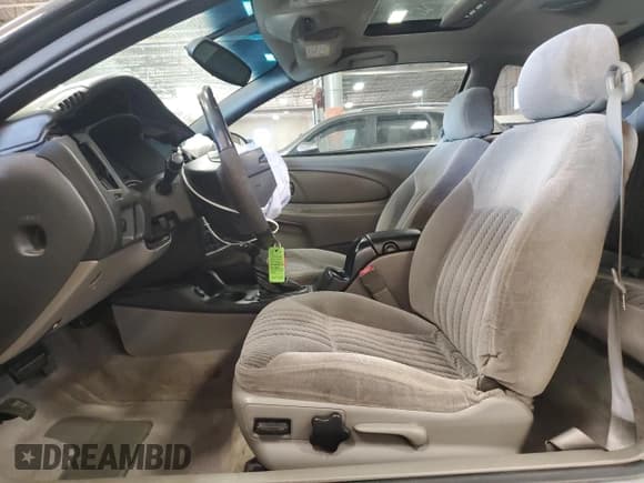 ✅ 2003 Chevrolet Monte Carlo SS • VIN: 2G1WX12K039422279 • Lot: 91090585. Listed on Copart with 167,937 mi. Free auction sales archive from the USA and detailed vehicle history report at DreamBid. Image 7.