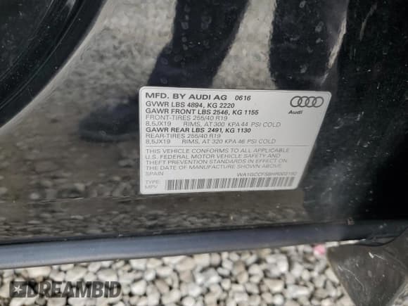 ✅ 2017 Audi Q3 Prestige • VIN: WA1GCCFS8HR002192 • Lot: 81658995. Listed on Copart with 124,021 mi. Free auction sales archive from the USA and detailed vehicle history report at DreamBid. Image 13.