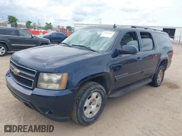 ✅ 2007 Chevrolet Suburban LT • VIN: 1GNFK16397R262365 • Lot: 42824307. Listed on IAAI with 188,043 mi. Free auction sales archive from the USA and detailed vehicle history report at DreamBid. Image 2.