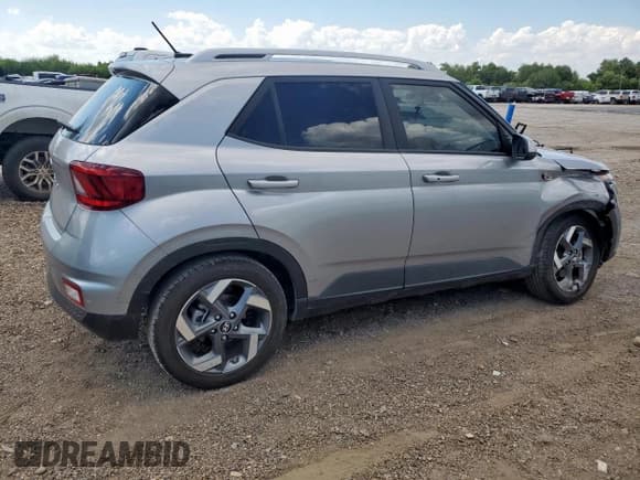 ✅ 2024 Hyundai Venue SEL • VIN: KMHRC8A31RU329720 • Лот: 71304835. Опубликован ранее на Copart с пробегом 4 476 миль. Бесплатный доступ к архиву аукционных продаж из США и подробный отчёт об истории автомобиля на DreamBid. Изображение 3.