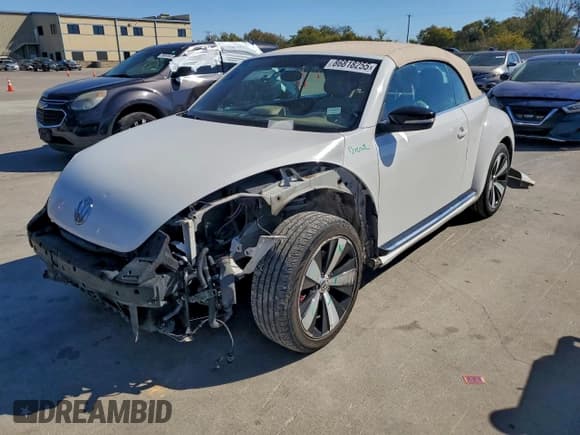 ✅ 2013 Volkswagen Beetle • VIN: 3VW8A7AT3DM805461 • Lot: 86818255. Wystawiony na Copart z przebiegiem 138 650 mil. Bezpłatny archiwum sprzedaży aukcyjnych z USA i szczegółowy raport historii pojazdu na DreamBid. Zdjęcie 1.