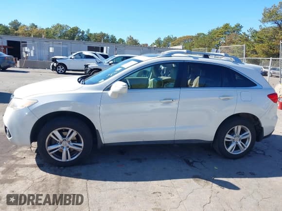 ✅ 2014 Acura RDX Technology • VIN: 5J8TB4H56EL018315 • Лот: 43456690. Опубликован ранее на IAAI с пробегом 216 832 миль. Бесплатный доступ к архиву аукционных продаж из США и подробный отчёт об истории автомобиля на DreamBid. Изображение 14.