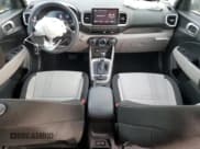 ✅ 2024 Hyundai Venue SEL • VIN: KMHRC8A35RU292994 • Lot: 50950715. Listed on Copart with 10,697 mi. Free auction sales archive from the USA and detailed vehicle history report at DreamBid. Image 8.