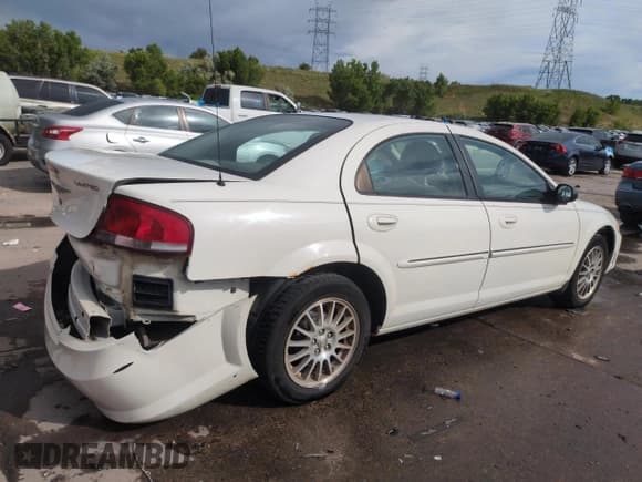 ✅ 2005 Chrysler Sebring • VIN: 1C3EL66R55N613235 • Lot: 60502475. Listed on Copart with 117,889 mi. Free auction sales archive from the USA and detailed vehicle history report at DreamBid. Image 3.