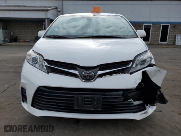 ✅ 2020 Toyota Sienna LE • VIN: 5TDJZ3DCXLS249696 • Lot: 64382785. Listed on Copart with 99,530 mi. Free auction sales archive from the USA and detailed vehicle history report at DreamBid. Image 5.