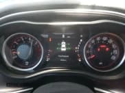 ✅ 2018 Dodge Challenger R/T Scat Pack • VIN: 2C3CDZFJ1JH202272 • Lot: 51077973. Wystawiony na Copart z przebiegiem 35 186 mil. Bezpłatny archiwum sprzedaży aukcyjnych z USA i szczegółowy raport historii pojazdu na DreamBid. Zdjęcie 9.