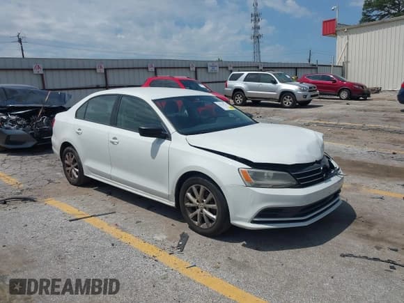 ✅ 2015 Volkswagen Jetta SE • VIN: 3VWD17AJ3FM354676 • Lot: 42324721. Listed on IAAI with 122,763 mi. Free auction sales archive from the USA and detailed vehicle history report at DreamBid. Image 1.