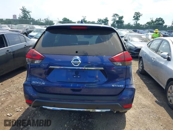 ✅ 2019 Nissan Rogue S • VIN: KNMAT2MV6KP512644 • Lot: 42577680. Wystawiony na IAAI z przebiegiem 150 991 mil. Bezpłatny archiwum sprzedaży aukcyjnych z USA i szczegółowy raport historii pojazdu na DreamBid. Zdjęcie 16.