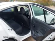 ✅ 2018 Nissan Versa SV • VIN: 3N1CN7AP0JL805068 • Lot: 43524717. Listed on IAAI with 60,331 mi. Free auction sales archive from the USA and detailed vehicle history report at DreamBid. Image 8.