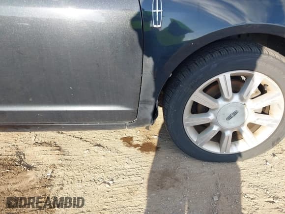 ✅ 2012 Lincoln MKZ • VIN: 3LNHL2GC6CR820380 • Lot: 43376667. Listed on IAAI with 154,827 mi. Free auction sales archive from the USA and detailed vehicle history report at DreamBid. Image 6.