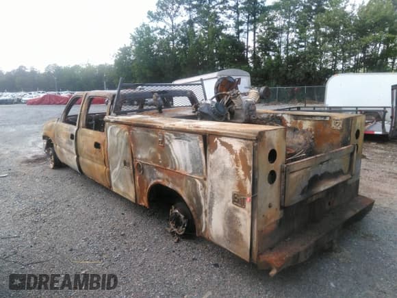 ✅ 2006 Chevrolet Silverado 2500HD LT2 • VIN: 1GCHK23U96F231833 • Lot: 42611592. Listed on IAAI with Not provided. Free auction sales archive from the USA and detailed vehicle history report at DreamBid. Image 3.