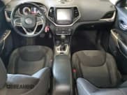 ✅ 2017 Jeep Cherokee Latitude • VIN: 1C4PJMCS8HW595124 • Lot: 70327745. Listed on Copart with 152,947 mi. Free auction sales archive from the USA and detailed vehicle history report at DreamBid. Image 8.