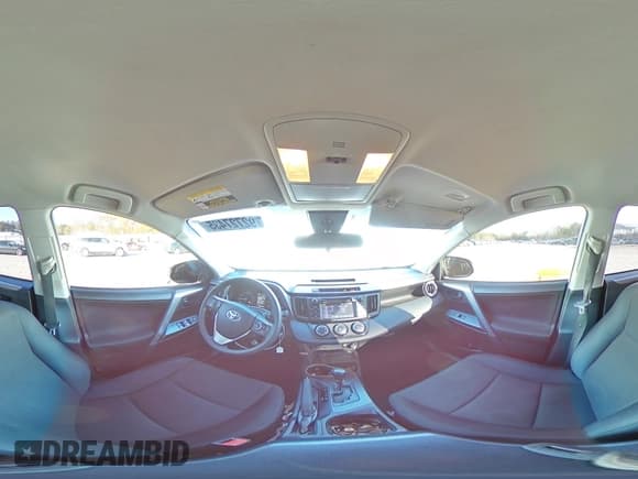 ✅ 2018 Toyota RAV4 LE • VIN: JTMBFREV5JJ727484 • Lot: 92727435. Listed on Copart with 106,604 mi. Free auction sales archive from the USA and detailed vehicle history report at DreamBid. Image 15.