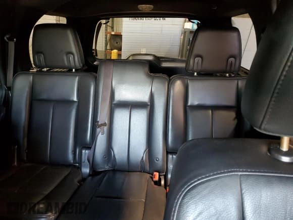 ✅ 2014 Ford Expedition Limited • VIN: 1FMJU2A52EEF04621 • Лот: 72055445. Опубликован ранее на Copart с пробегом Не указан. Бесплатный доступ к архиву аукционных продаж из США и подробный отчёт об истории автомобиля на DreamBid. Изображение 10.