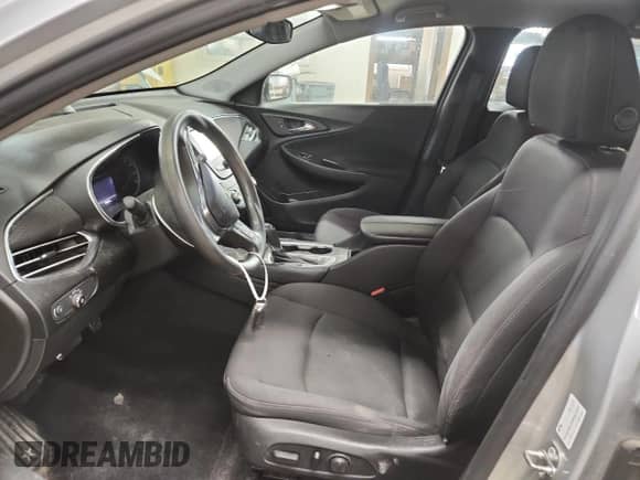 2017 Chevrolet Malibu LT z VIN 1G1ZE5ST0HF153508, wystawiony jako Copart lot #70751295 z przebiegiem 93 558 mil mil oraz Czysty tytuł • Clean title. Historia ofert i sprzedaży dostępna na DreamBid. Obrazek 7.