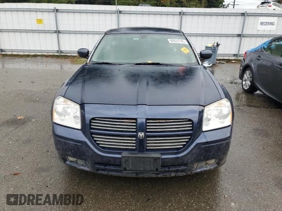 ✅ 2005 Dodge Magnum • VIN: 2D8GZ58235H551146 • Lot: 92037745. Wystawiony na Copart z przebiegiem Nie podano. Bezpłatny archiwum sprzedaży aukcyjnych z USA i szczegółowy raport historii pojazdu na DreamBid. Zdjęcie 5.