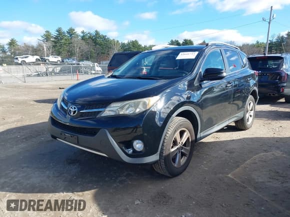 ✅ 2015 Toyota RAV4 XLE • VIN: 2T3RFREV1FW366164 • Lot: 43641723. Wystawiony na IAAI z przebiegiem 111 777 mil. Bezpłatny archiwum sprzedaży aukcyjnych z USA i szczegółowy raport historii pojazdu na DreamBid. Zdjęcie 17.