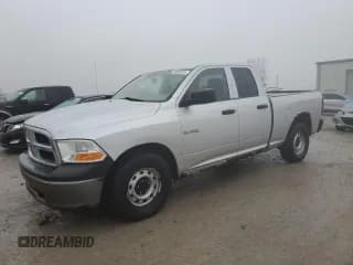 ✅ 2009 Dodge 1500 TRX • VIN: 1D3HB18P29S740615 • Lot: 85683834. Wystawiony na Copart z przebiegiem 229 471 mil. Bezpłatny archiwum sprzedaży aukcyjnych z USA i szczegółowy raport historii pojazdu na DreamBid. Zdjęcie 1.