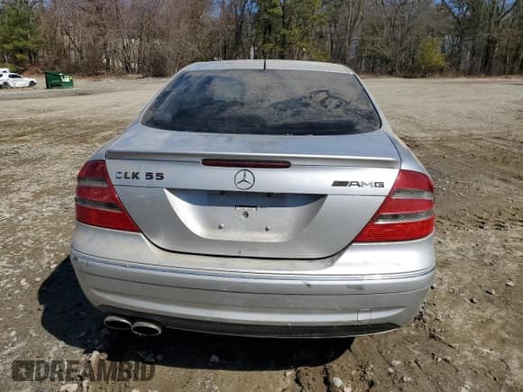 ✅ 2003 Mercedes-Benz CLK 55 AMG • VIN: WDBTJ76H53F057858 • Лот: 51440375. Опубликован ранее на Copart с пробегом 119 972 миль. Бесплатный доступ к архиву аукционных продаж из США и подробный отчёт об истории автомобиля на DreamBid. Изображение 6.