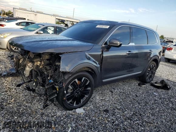✅ 2023 Kia Telluride SX Prestige • VIN: 5XYP5DGC4PG329327 • Lot: 70406165. Listed on Copart with 45,388 mi. Free auction sales archive from the USA and detailed vehicle history report at DreamBid. Image 1.