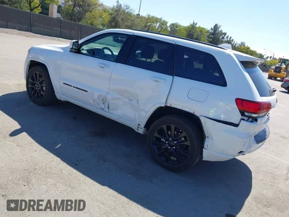 2020 Jeep Grand Cherokee Altitude z VIN 1C4RJEAG0LC245039, wystawiony jako IAAI lot #43335958 z przebiegiem 37 357 mil mil oraz . Historia ofert i sprzedaży dostępna na DreamBid. Obrazek 3.